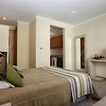 Apartment Centre