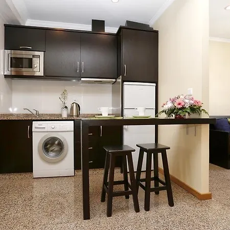Apartment Centre *